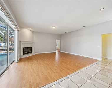 918 Academy Drive - Photo Thumbnail 9