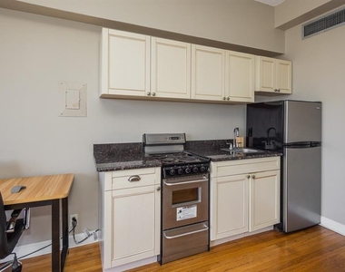 2109 Bayshore Boulevard - Photo Thumbnail 5