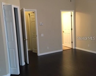 4134 Bismarck Palm Drive - Photo Thumbnail 7