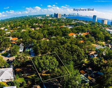3136 W Euclid Avenue - Photo Thumbnail 1