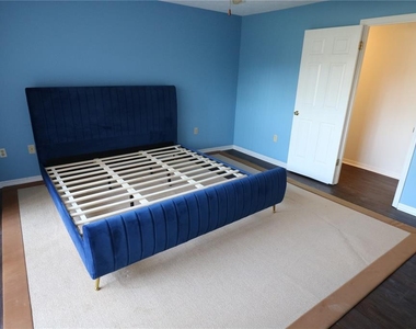 5424 Saddlebrook Way - Photo Thumbnail 24