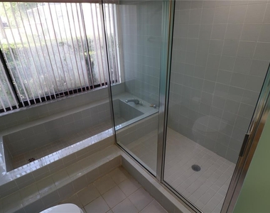 5424 Saddlebrook Way - Photo Thumbnail 31