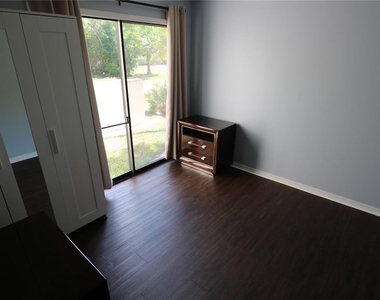 5424 Saddlebrook Way - Photo Thumbnail 35