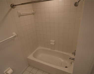 5424 Saddlebrook Way - Photo Thumbnail 39