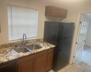 3302 W Wallace Avenue - Photo Thumbnail 1