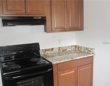 3302 W Wallace Avenue - Photo Thumbnail 4