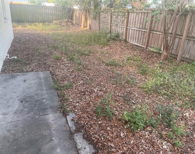 3302 W Wallace Avenue - Photo Thumbnail 21