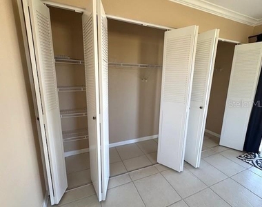 202 Bedford Trail - Photo Thumbnail 22