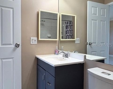 202 Bedford Trail - Photo Thumbnail 24