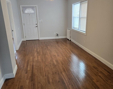 532 Boulevard Avenue - Photo Thumbnail 6