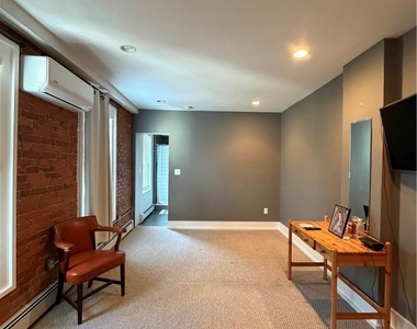 828 W Gordon Street - Photo Thumbnail 10