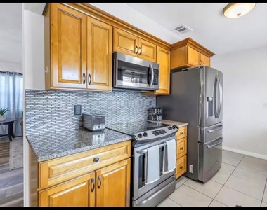 8199 115th Street - Photo Thumbnail 9