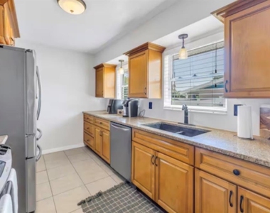 8199 115th Street - Photo Thumbnail 8