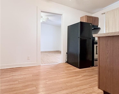 126 N 4th Street - Photo Thumbnail 13