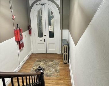 126 N 4th Street - Photo Thumbnail 1