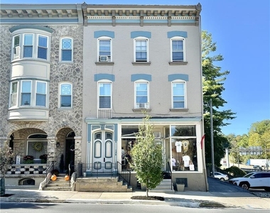 126 N 4th Street - Photo Thumbnail 2