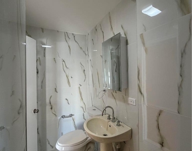 230 E Fairview Street - Photo Thumbnail 2