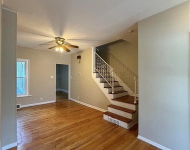 230 E Fairview Street - Photo Thumbnail 1