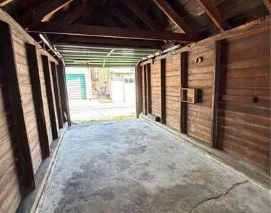 230 E Fairview Street - Photo Thumbnail 18
