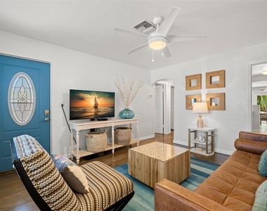 517 79th Avenue - Photo Thumbnail 7