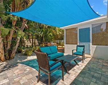 517 79th Avenue - Photo Thumbnail 3