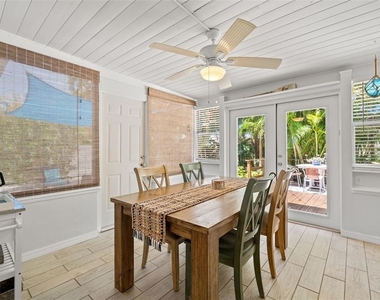 517 79th Avenue - Photo Thumbnail 12