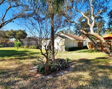 4318 Woodtree Lane - Photo Thumbnail 44