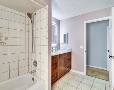 4318 Woodtree Lane - Photo Thumbnail 30