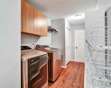 4318 Woodtree Lane - Photo Thumbnail 38
