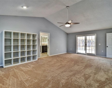 4318 Woodtree Lane - Photo Thumbnail 17