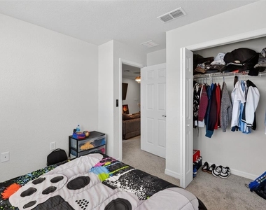 5752 Anders Way - Photo Thumbnail 15