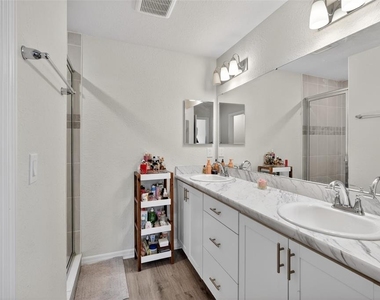 5752 Anders Way - Photo Thumbnail 12