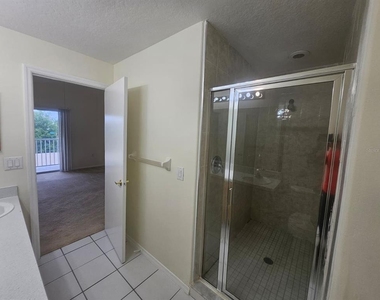 13415 Fairway Glen Drive - Photo Thumbnail 13