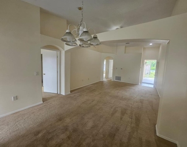 13415 Fairway Glen Drive - Photo Thumbnail 4