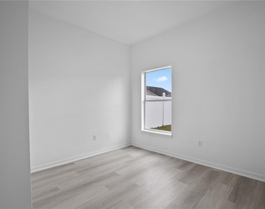 4406 Hidden Meadow Drive - Photo Thumbnail 20