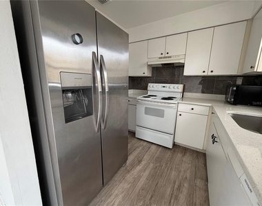 1767 Valencia Avenue - Photo Thumbnail 8