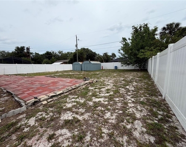 1767 Valencia Avenue - Photo Thumbnail 26