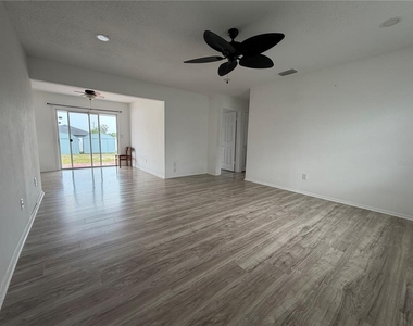 1767 Valencia Avenue - Photo Thumbnail 6
