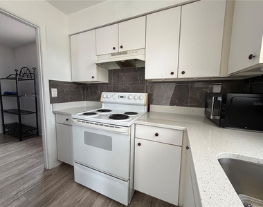 1767 Valencia Avenue - Photo Thumbnail 9