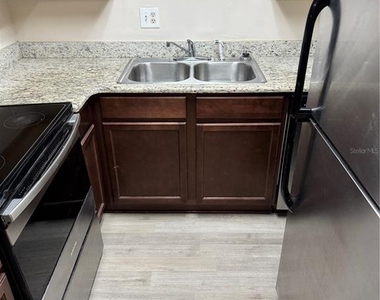 948 Lake Destiny Road - Photo Thumbnail 2