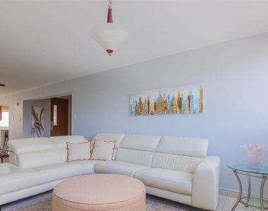 1020 Astralis Residences And Club - Photo Thumbnail 3