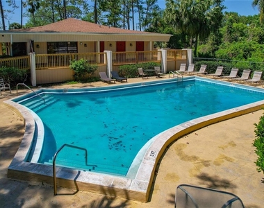 100 El Camino Drive - Photo Thumbnail 31