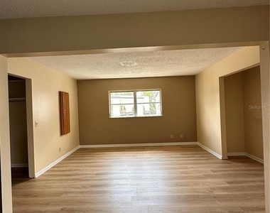 100 El Camino Drive - Photo Thumbnail 18