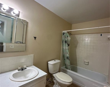 100 El Camino Drive - Photo Thumbnail 15