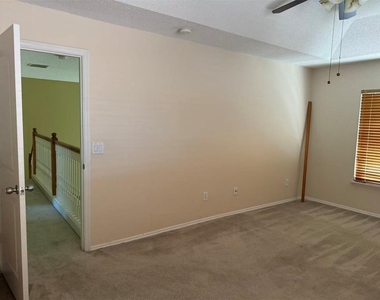1746 Mandavilla Drive - Photo Thumbnail 10