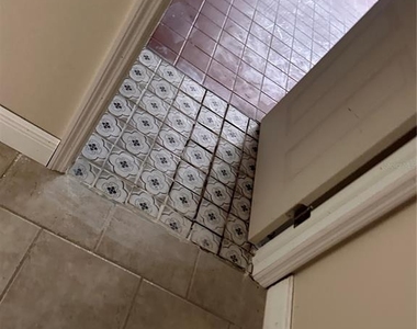 1716 Sprucewood Lane - Photo Thumbnail 15