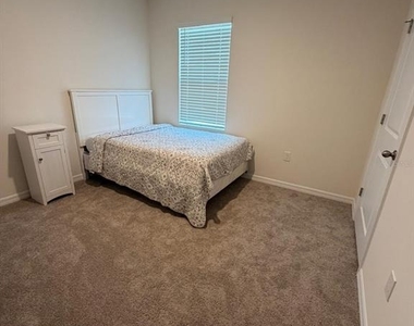 3412 Costello Circle - Photo Thumbnail 6