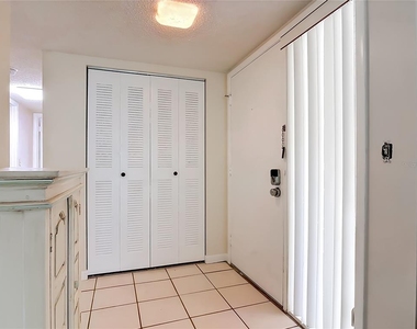 110 Cypress Woods Court - Photo Thumbnail 6
