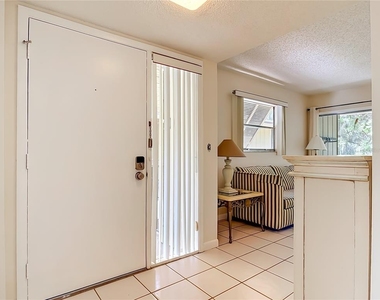 110 Cypress Woods Court - Photo Thumbnail 7