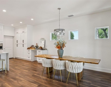 7302 S Elliott Street - Photo Thumbnail 8
